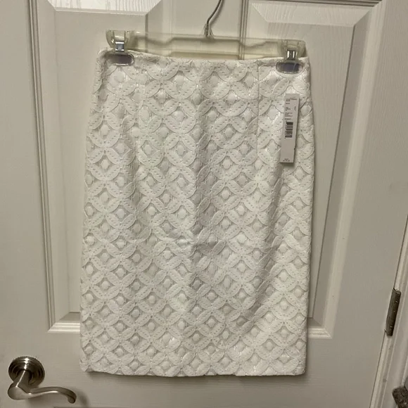 Antonio Melani Size 0 cream colored lace Suit. Skirt and Jacket NWT - Picture 7 of 10